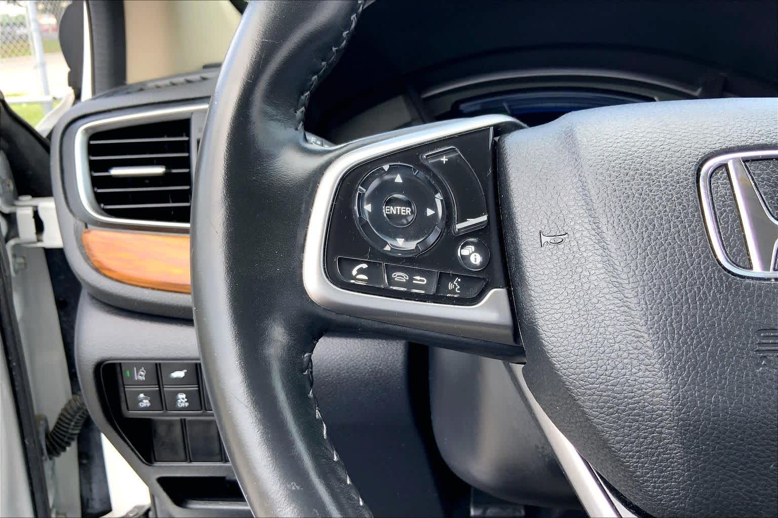 2022 Honda CR-V Hybrid EX-L Platinum White Pearl at AutoNation USA Katy