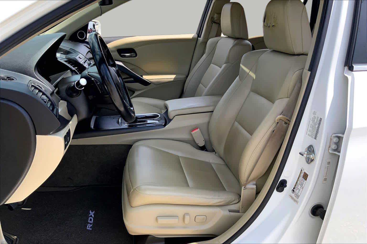 2018 Acura RDX  White Diamond Pearl at Honda of Clear Lake