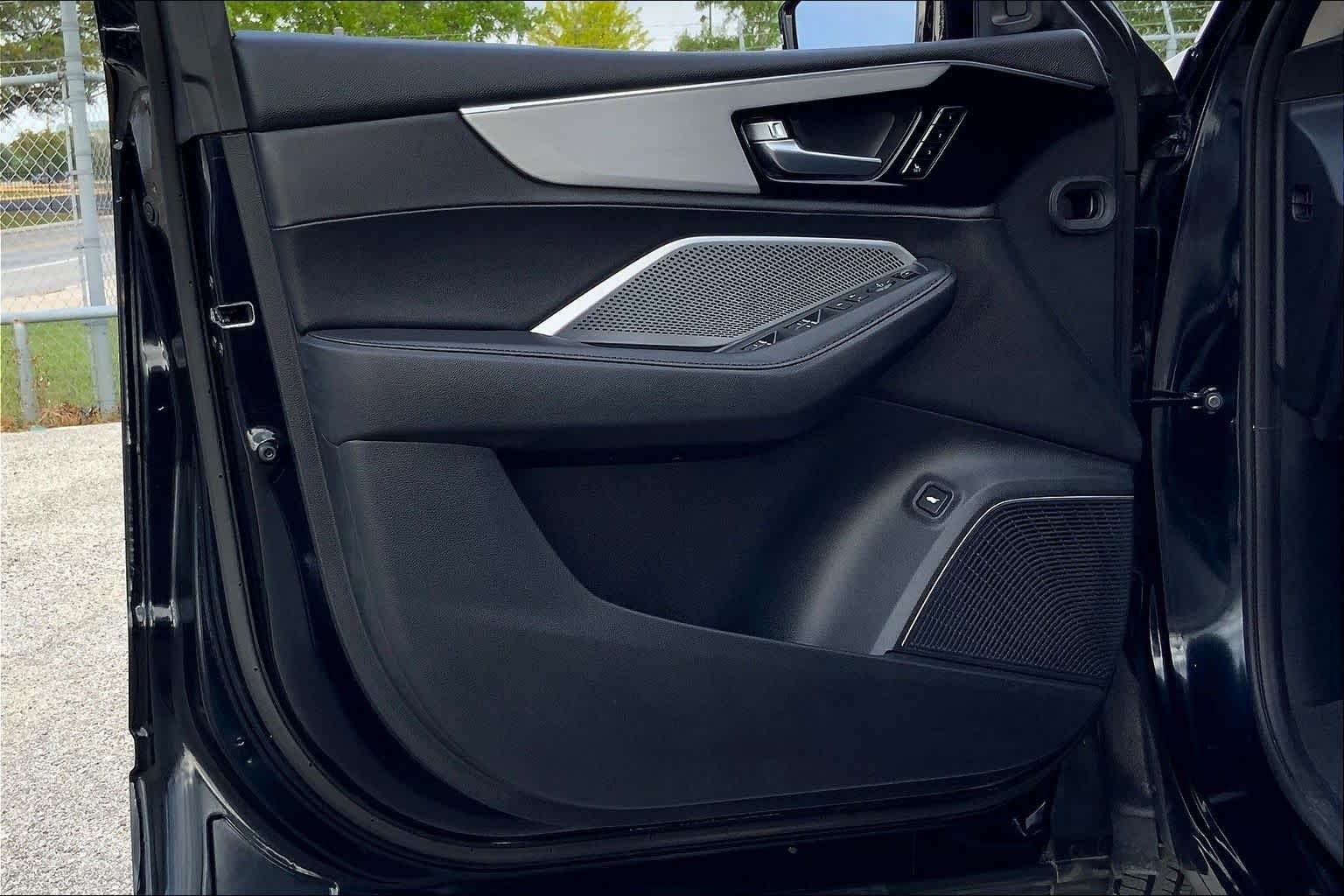 2025 Acura MDX  Majestic Black Pearl at Group 1 Toyota Southwest