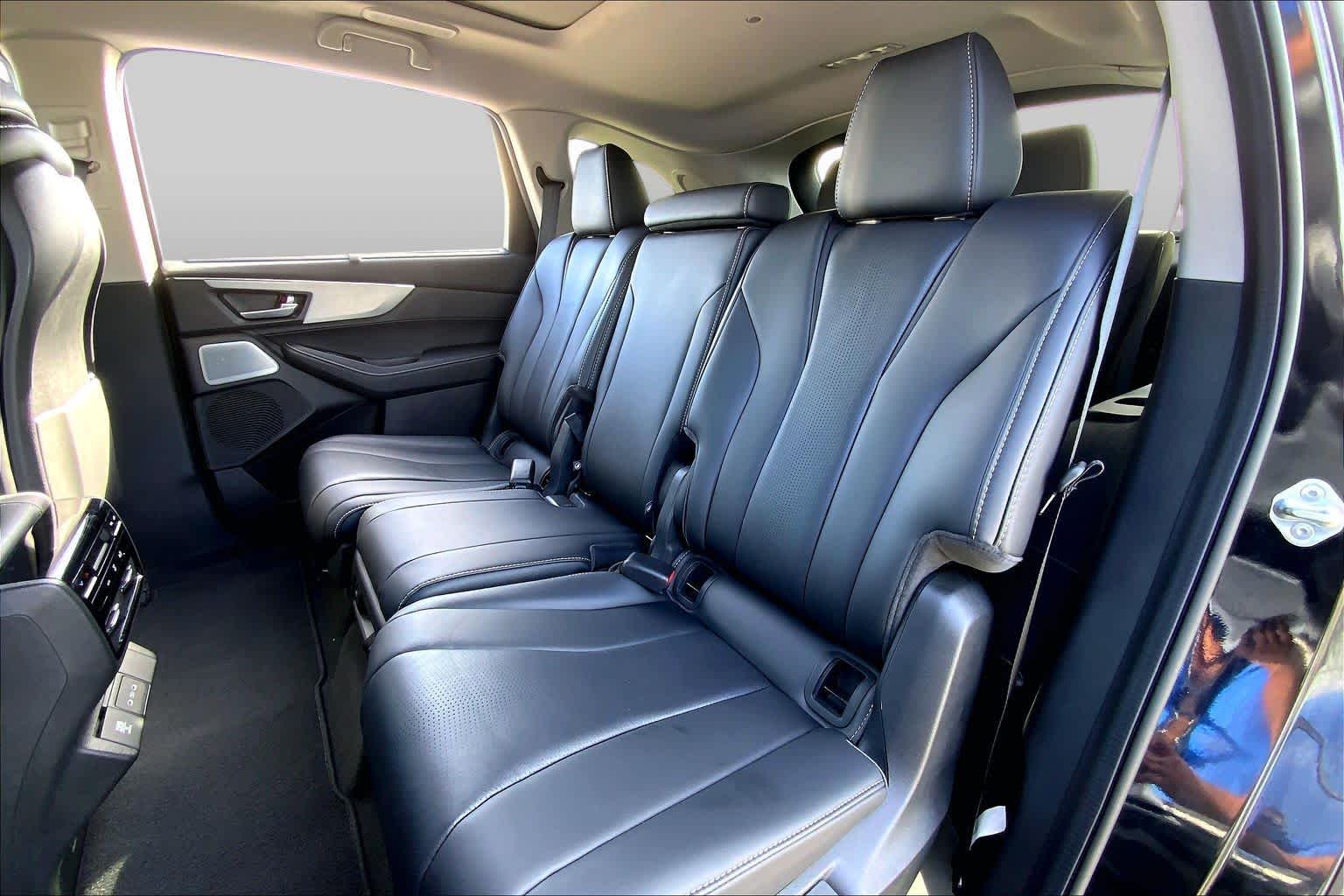 2025 Acura MDX photo 19 of 35