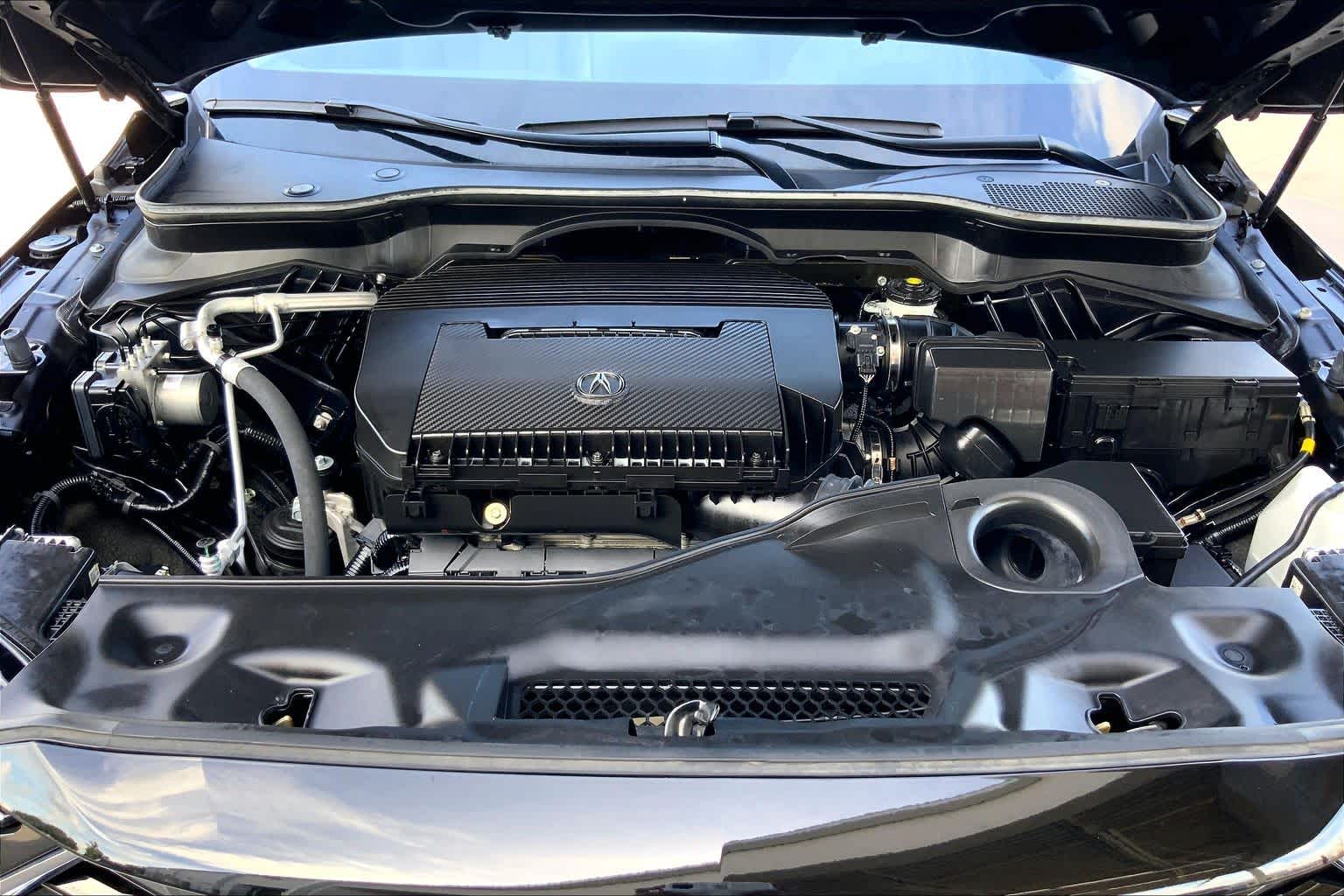2025 Acura MDX photo 30 of 35