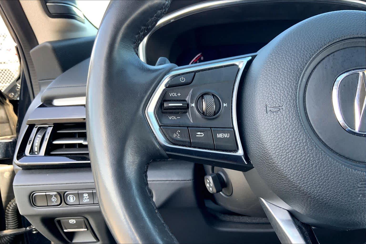 2025 Acura MDX photo 22 of 35