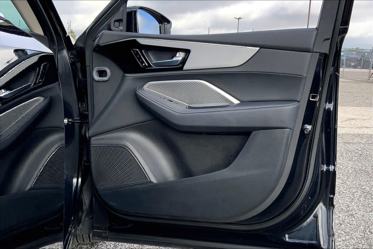 2024 Acura MDX w/Technology Package Majestic Black Pearl at AutoNation Chrysler Jeep Dodge Ram Spring