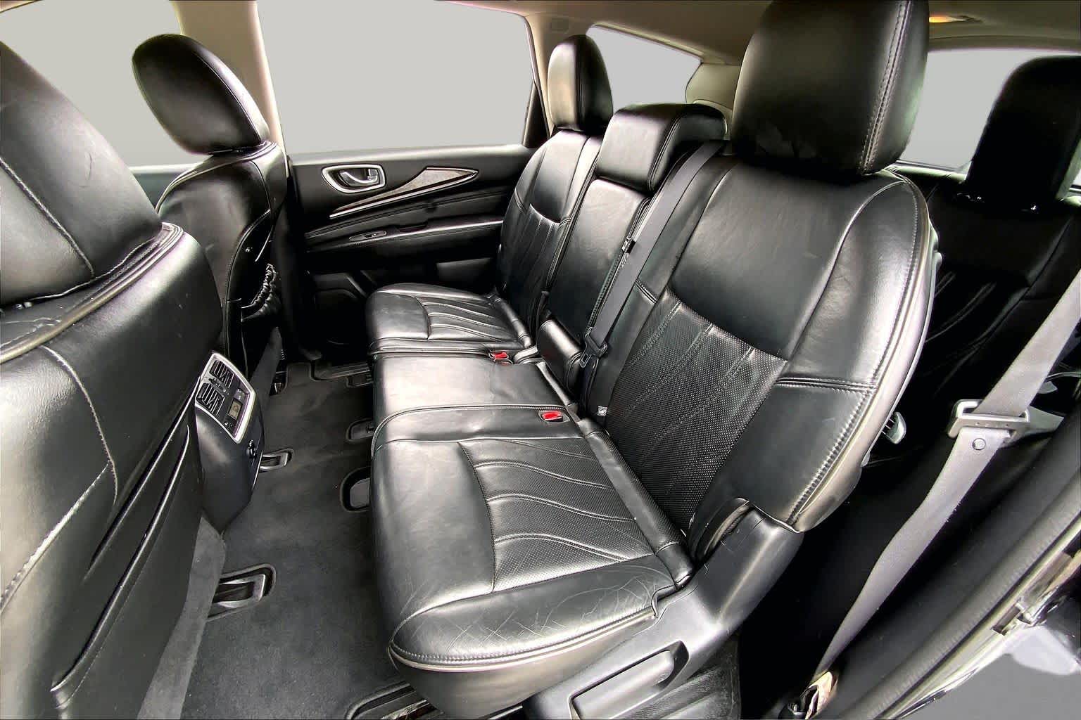 2015 INFINITI QX60 photo 20 of 36