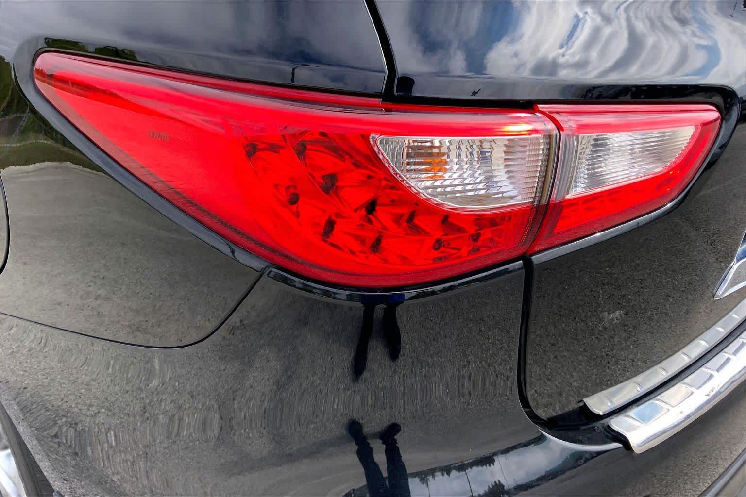 2015 INFINITI QX60 photo 28 of 36