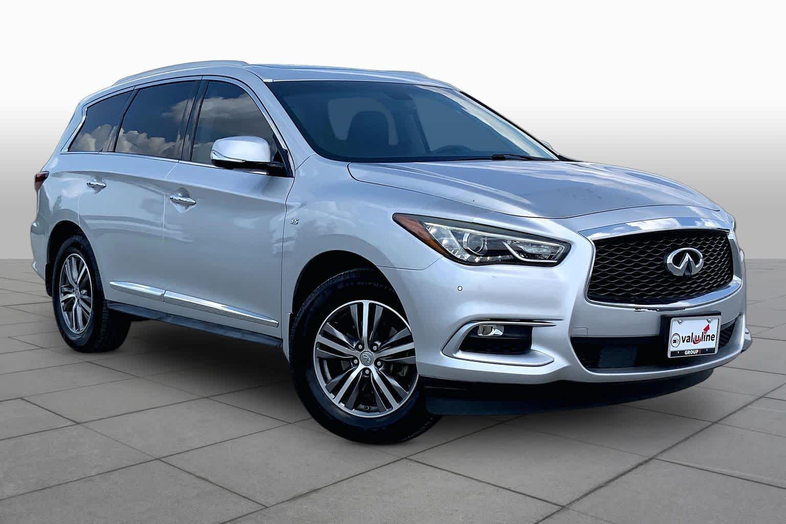 2016 INFINITI QX60 photo 3 of 36