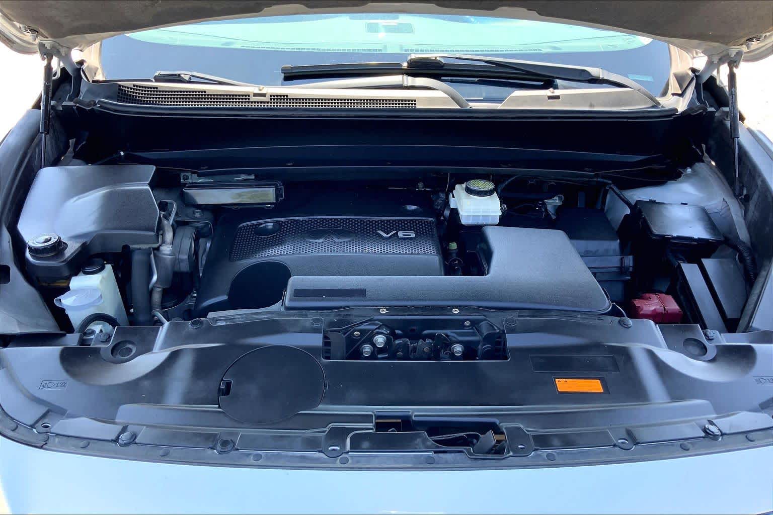 2016 INFINITI QX60 photo 31 of 36