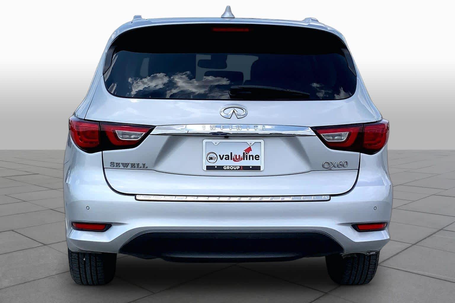 2016 INFINITI QX60 photo 5 of 36