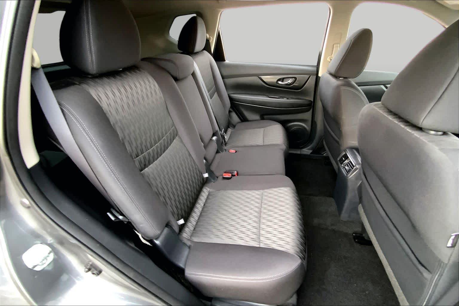 2018 Nissan Rogue SV Gun Metallic at Sterling McCall Nissan