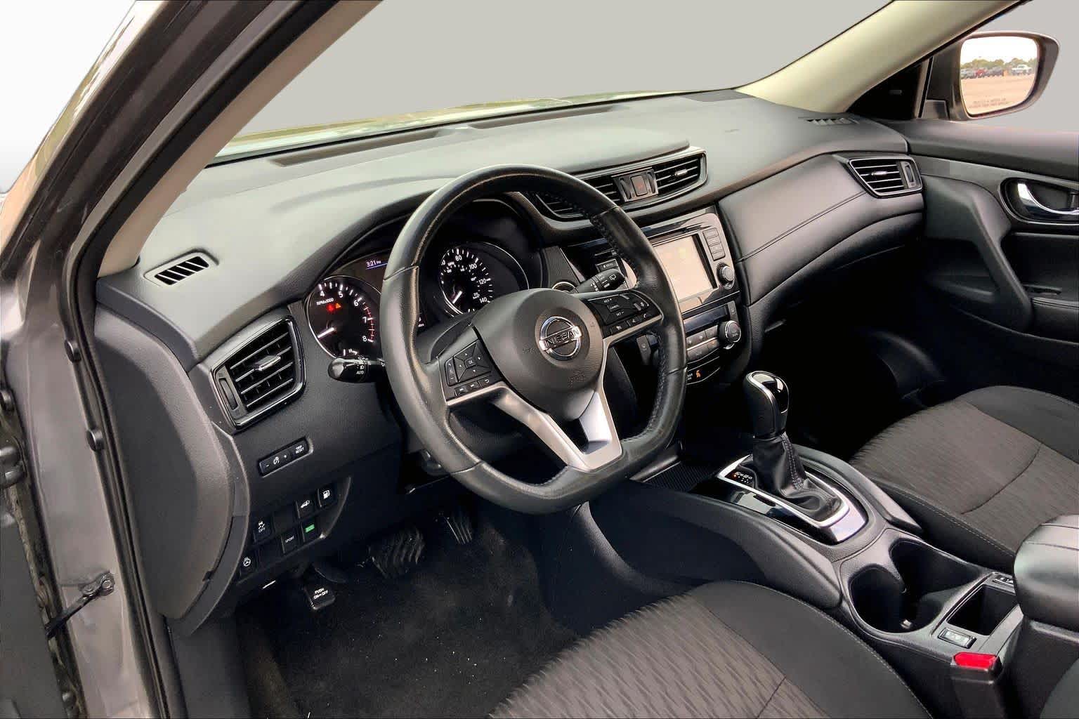 2018 Nissan Rogue SV Gun Metallic at Sterling McCall Nissan