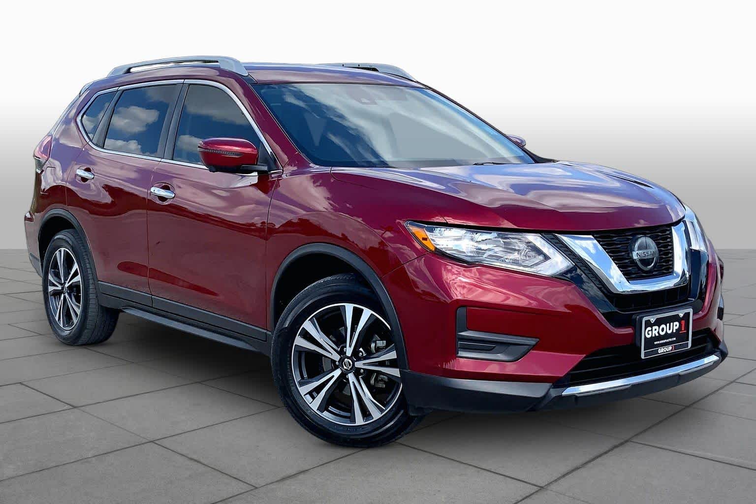 2020 Nissan Rogue photo 3 of 36