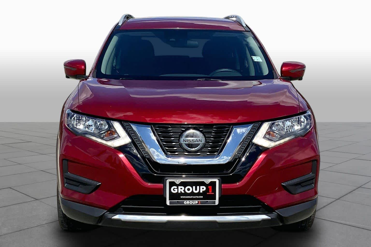 2020 Nissan Rogue photo 4 of 36
