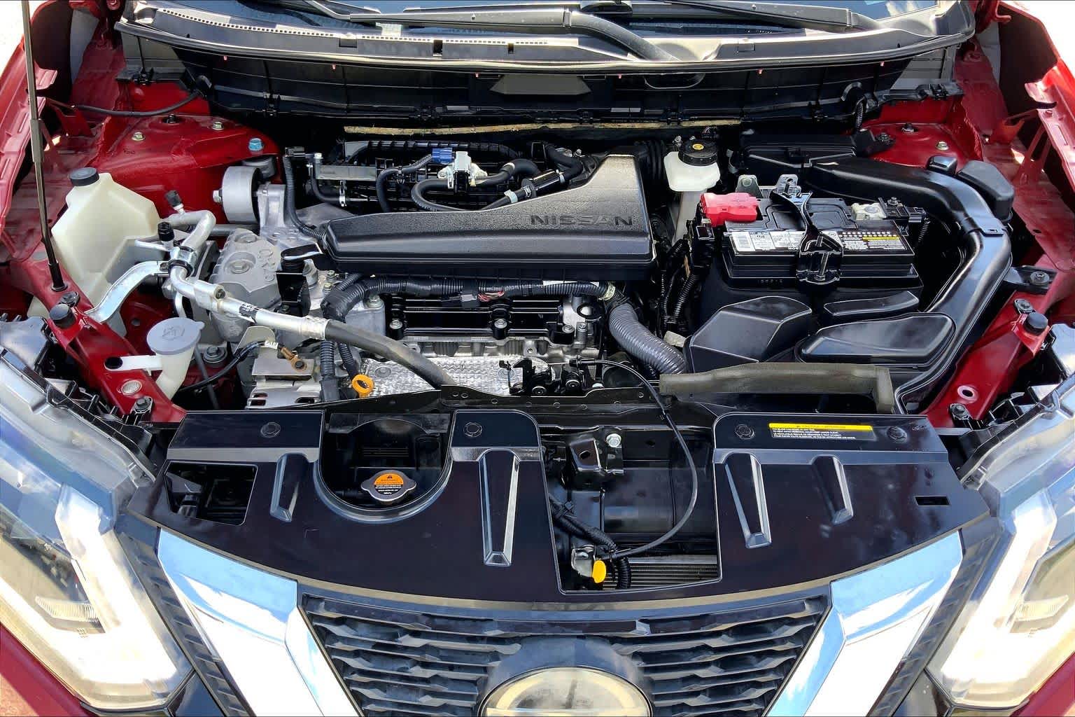 2020 Nissan Rogue photo 31 of 36