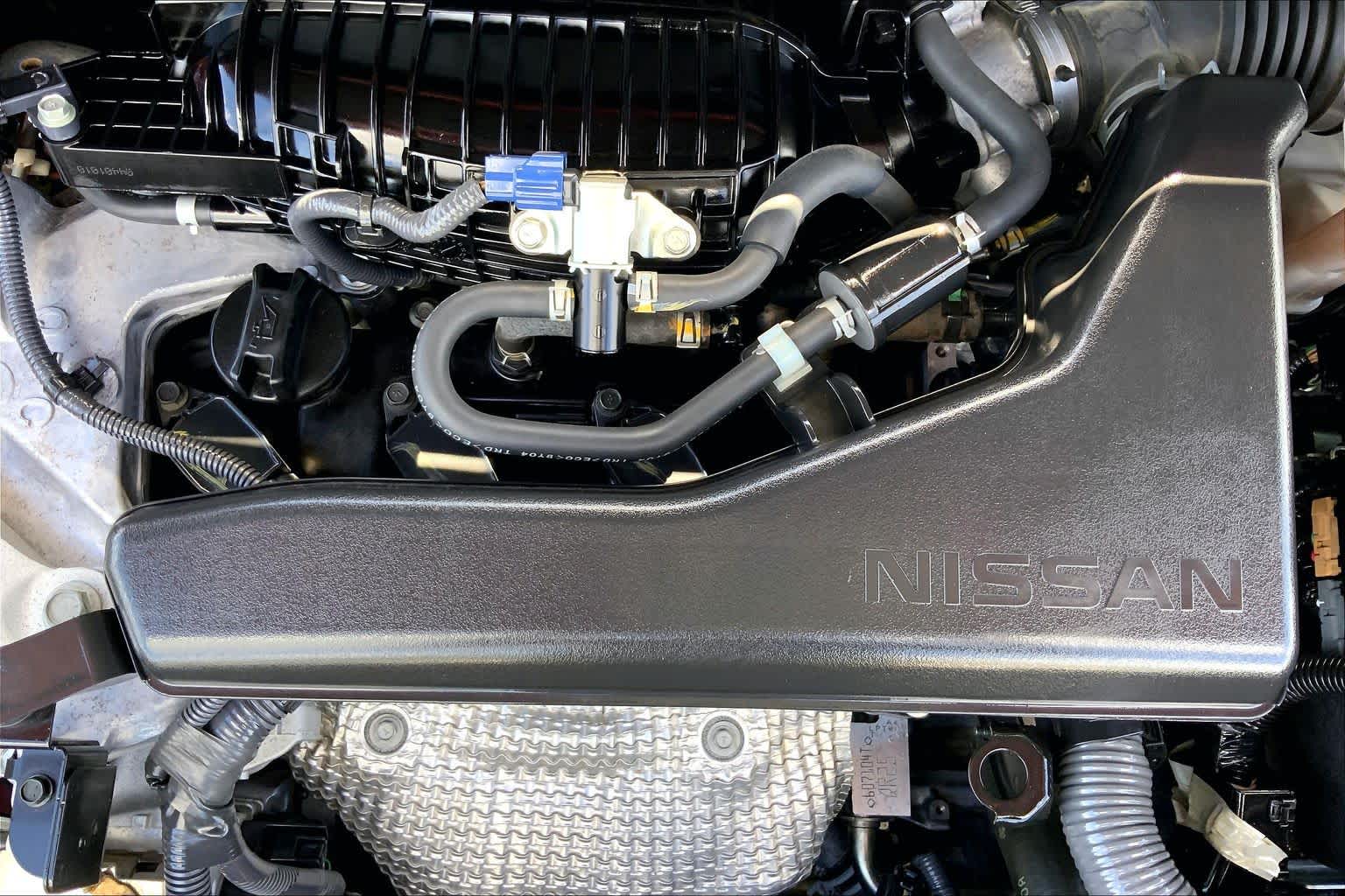 2020 Nissan Rogue photo 32 of 36