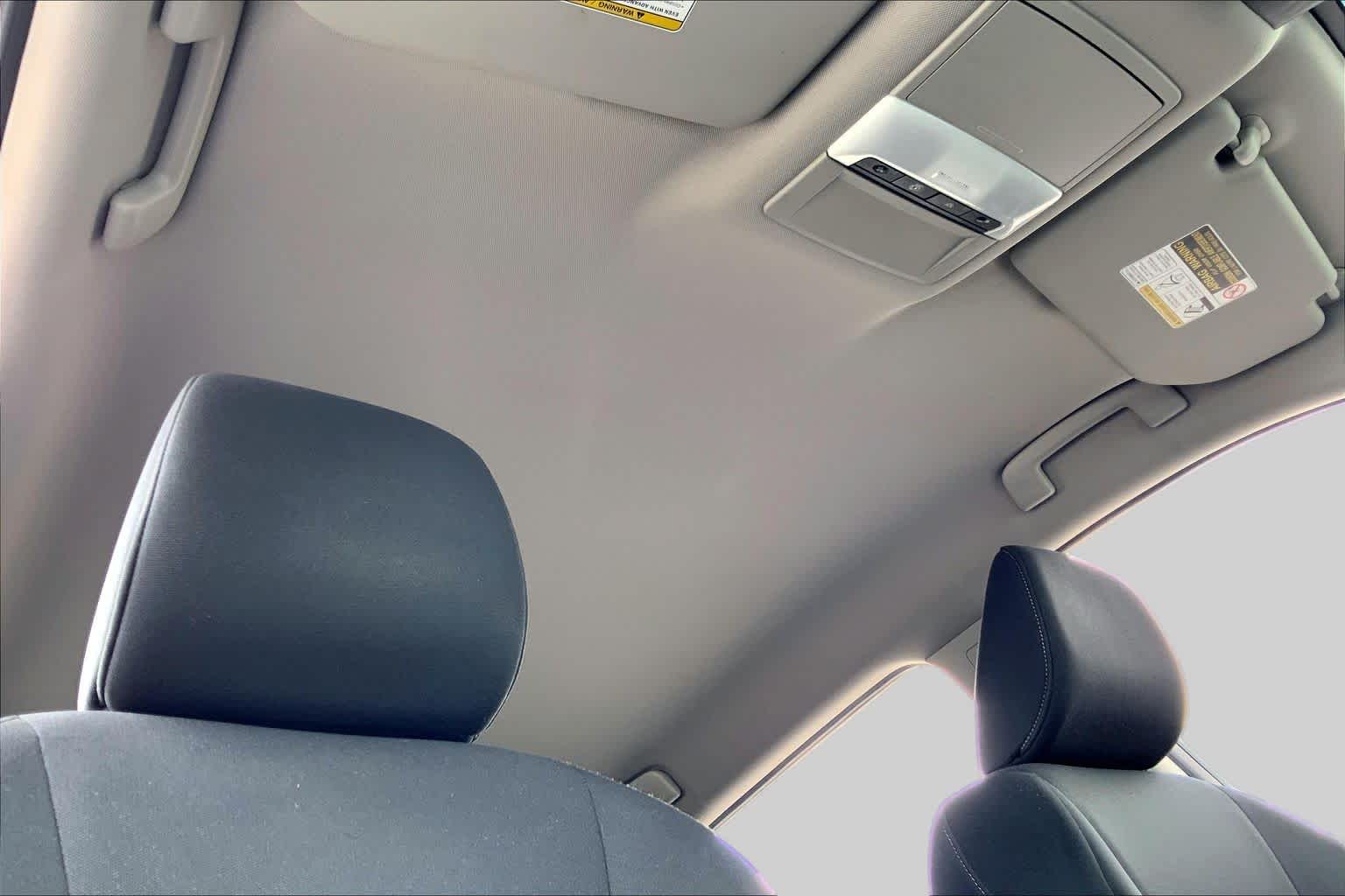 2023 Nissan Rogue photo 14 of 36
