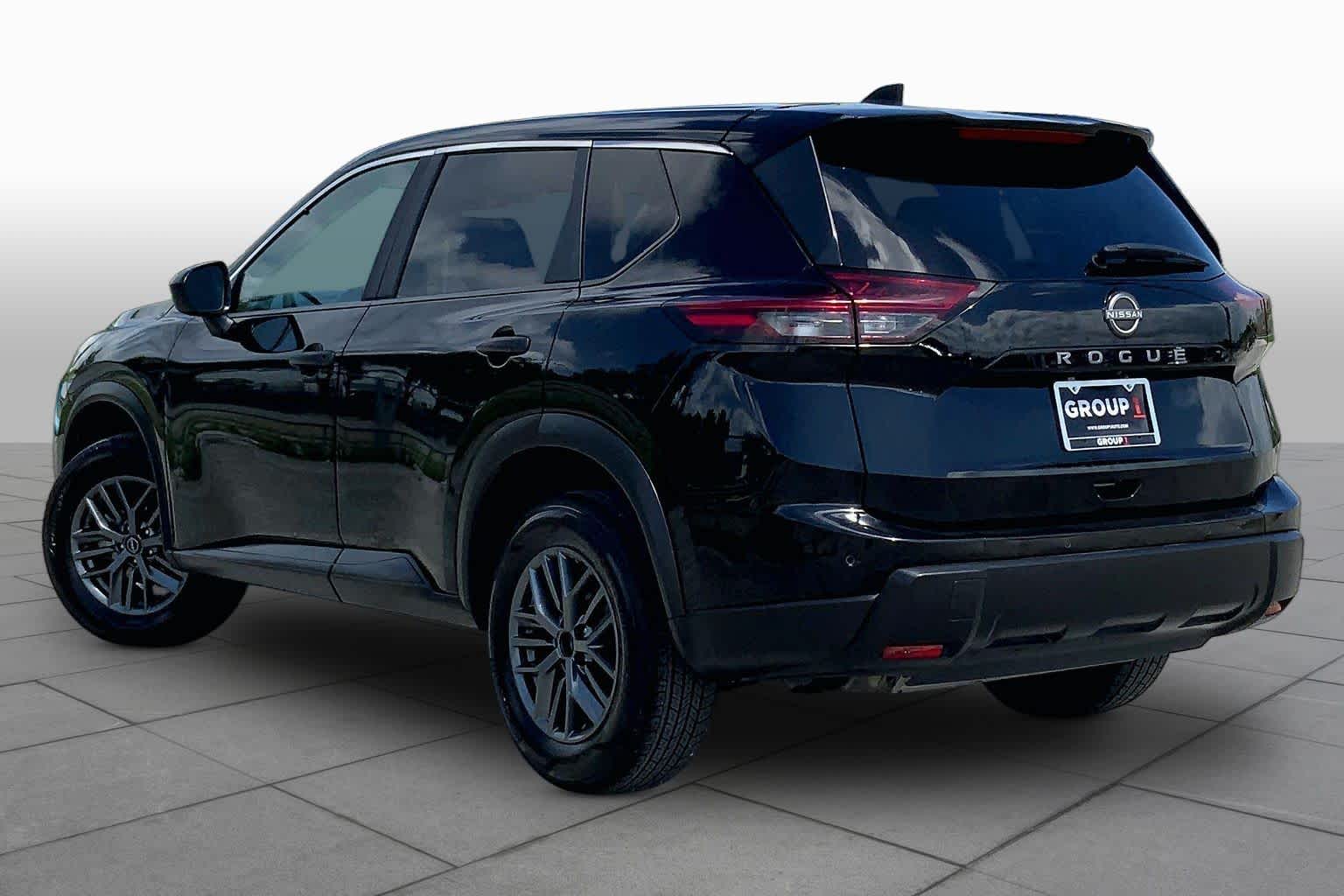 2024 Nissan Rogue S Super Black at Beck & Masten Kia