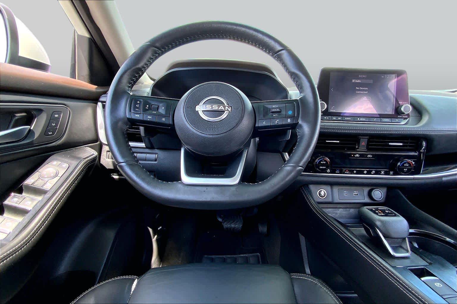 2022 Nissan Rogue photo 6 of 36