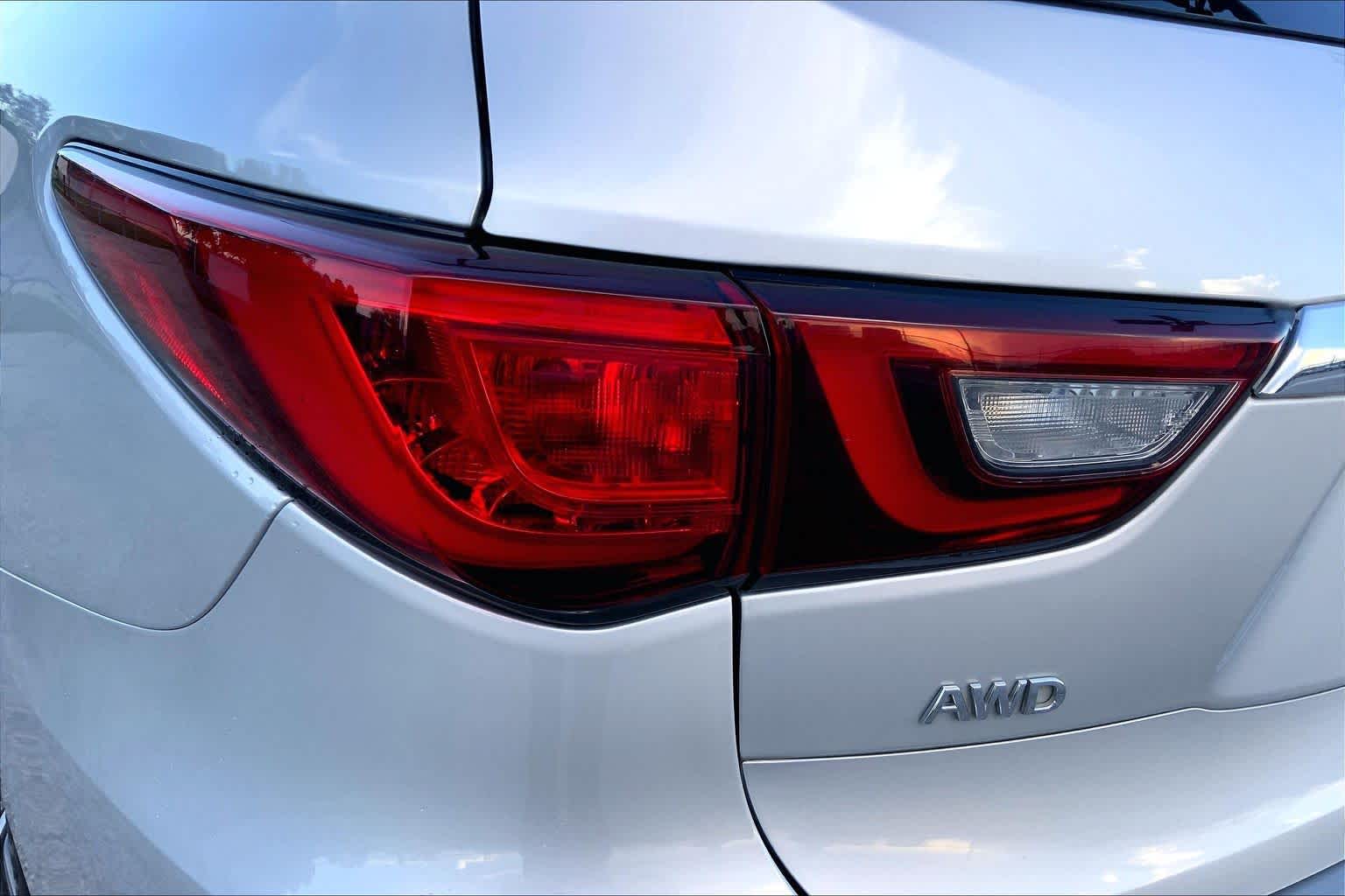 2020 INFINITI QX60 photo 28 of 34