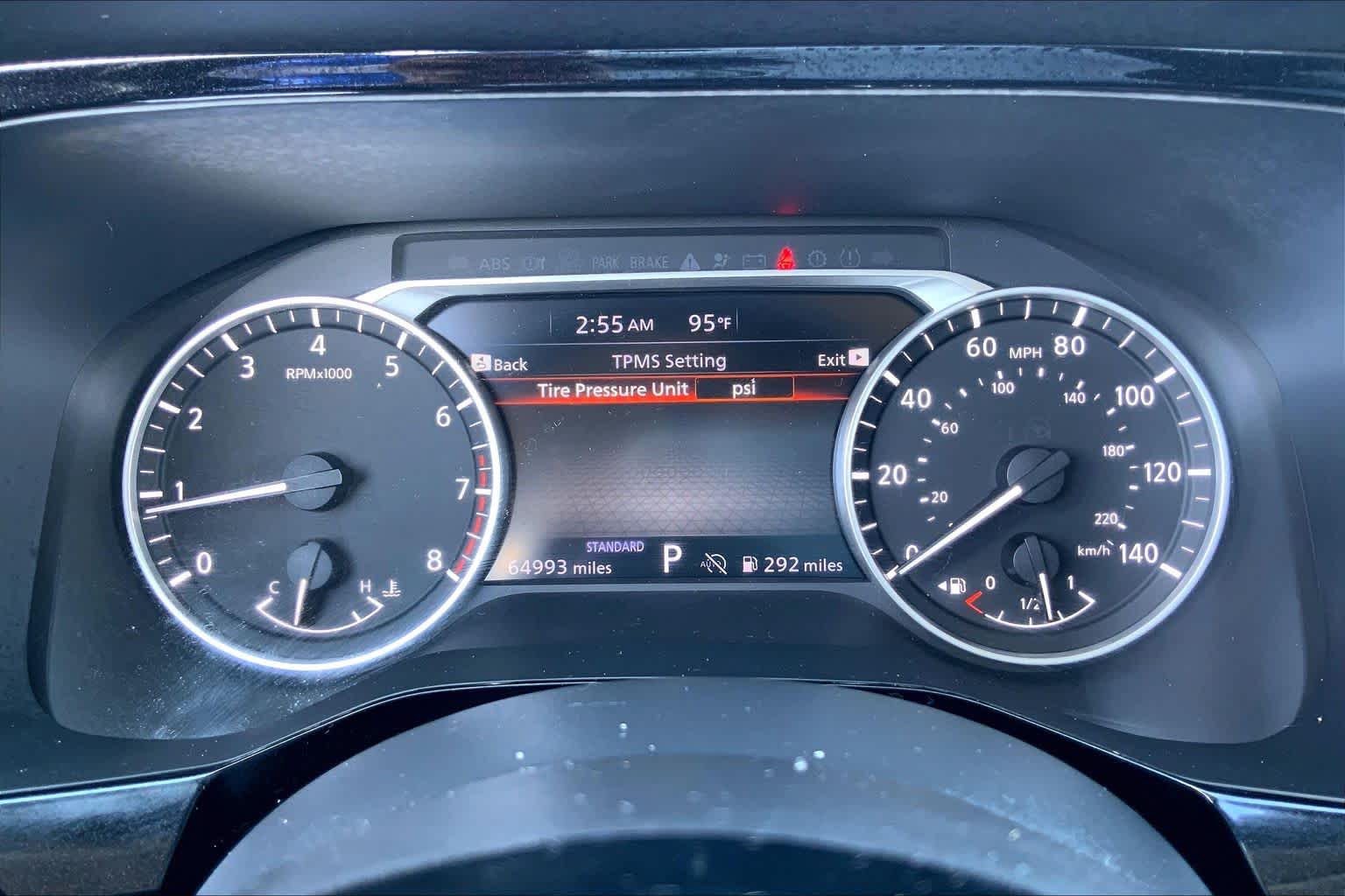 2022 Nissan Pathfinder photo 25 of 36