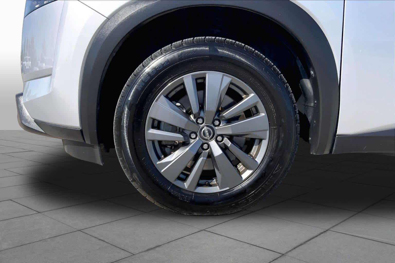 2023 Nissan Pathfinder SV Brilliant Silver Metallic at Group 1 Toyota Southwest