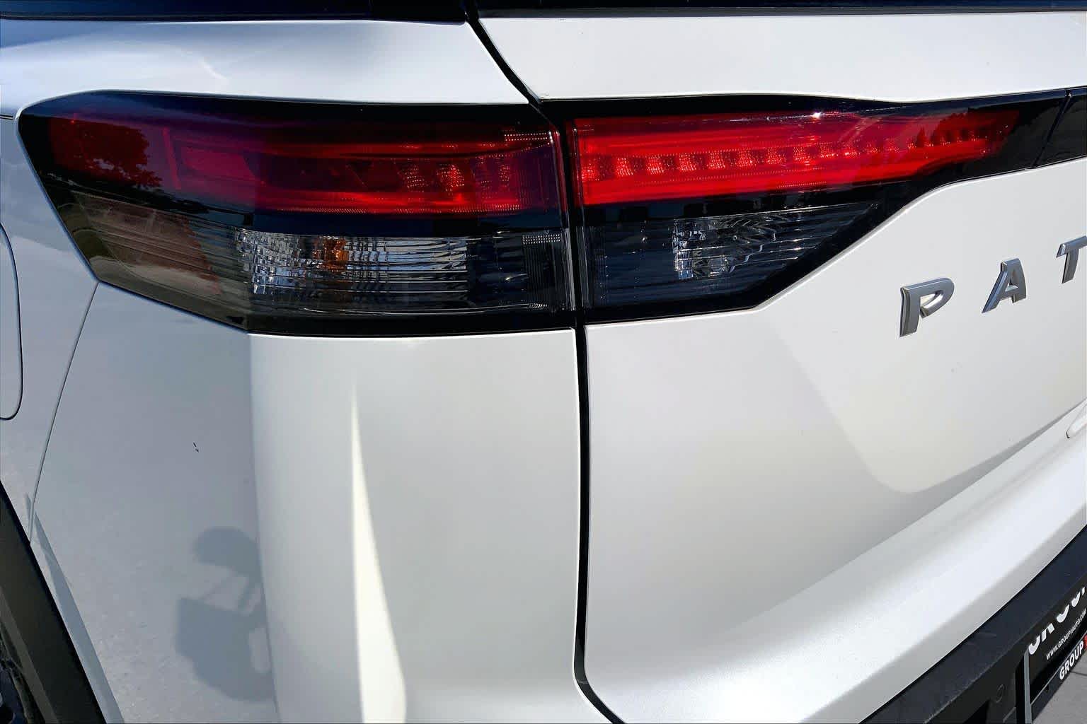2025 Nissan Pathfinder photo 28 of 36