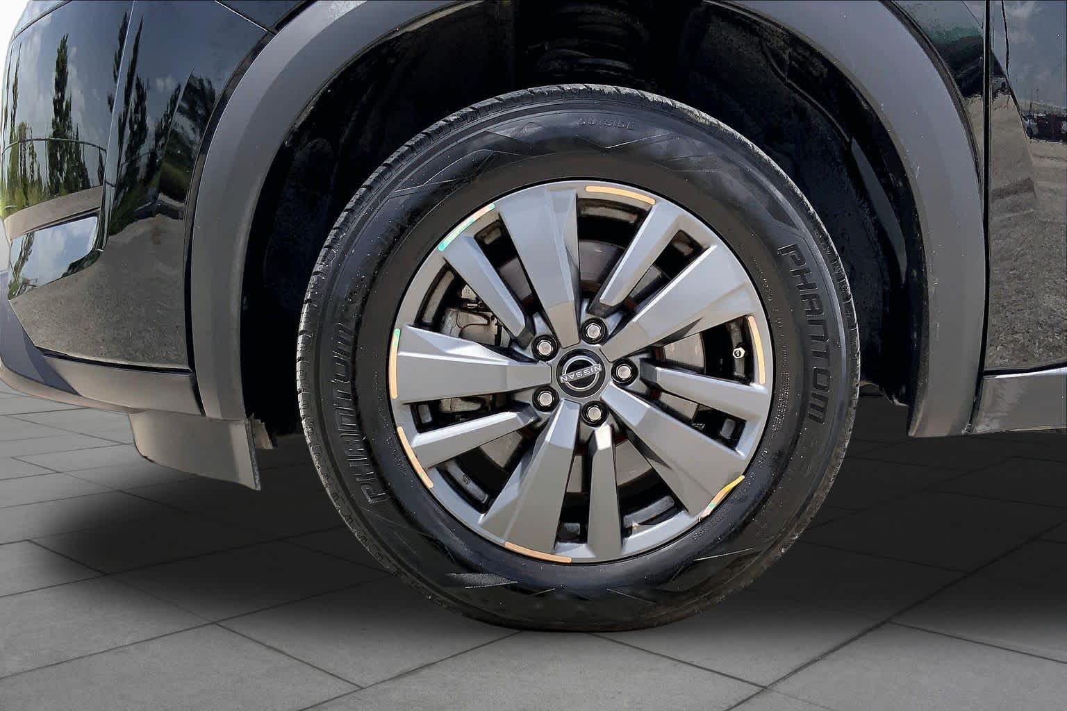 2023 Nissan Pathfinder SV Super Black at AutoNation USA Katy