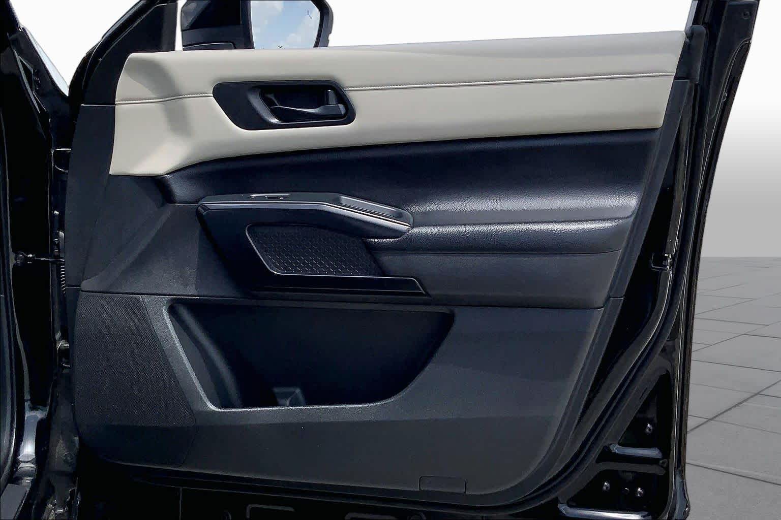 2023 Nissan Pathfinder SV Super Black at AutoNation USA Katy