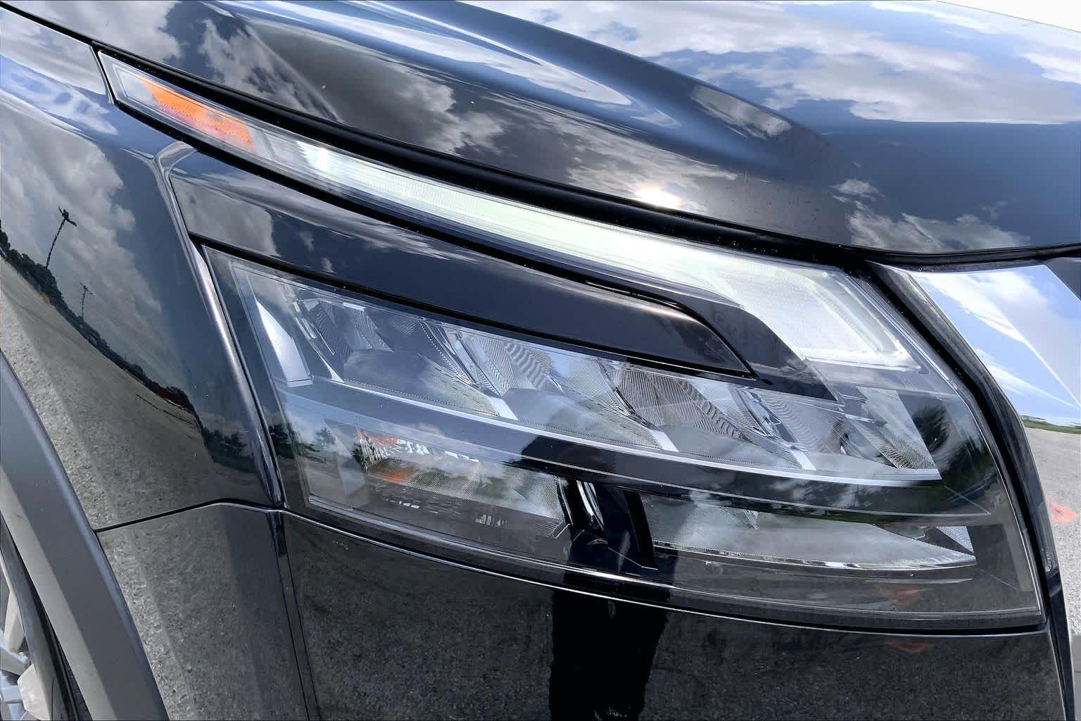 2023 Nissan Pathfinder SV Super Black at AutoNation USA Katy