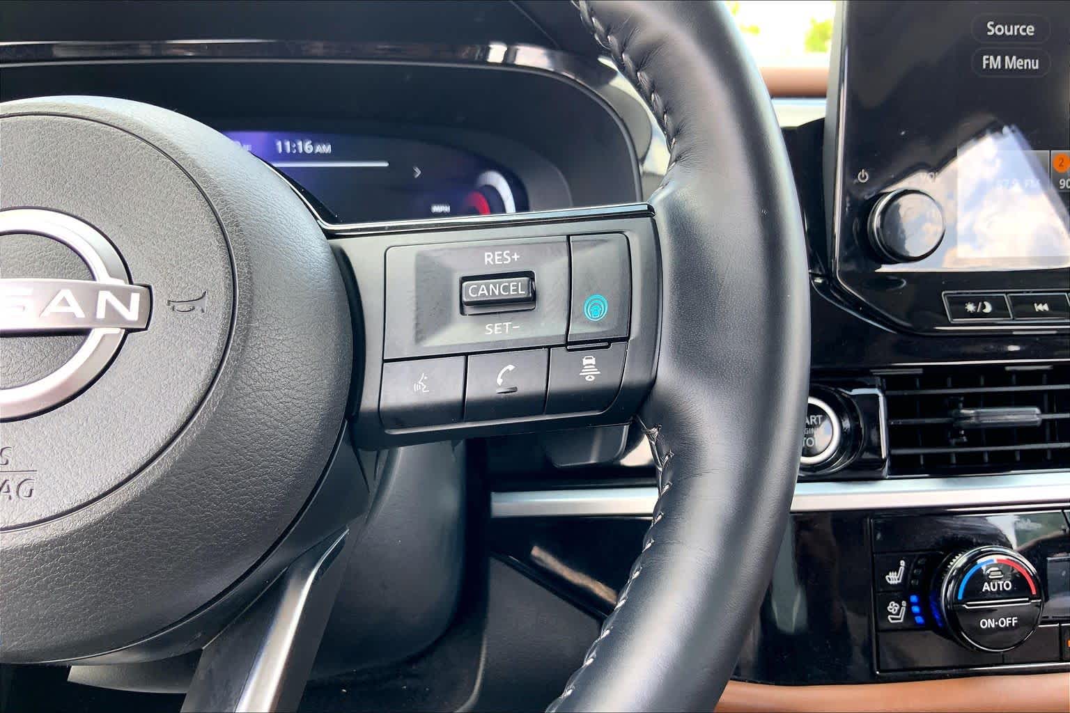 2024 Nissan Pathfinder Platinum Pearl White Tricoat at Sterling McCall Nissan