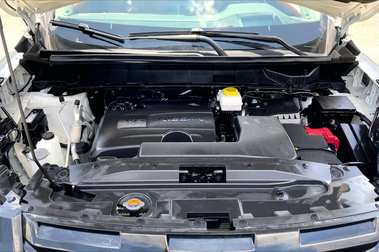 2024 Nissan Pathfinder Platinum Pearl White Tricoat at Sterling McCall Nissan