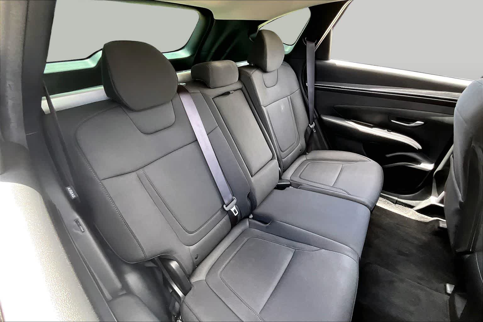 2024 Hyundai Tucson SE Black Pearl at Davis Chevrolet