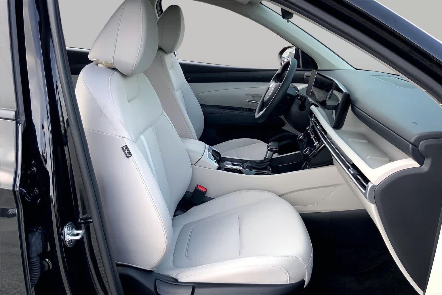 2025 Hyundai Tucson SEL Phantom Black at Texan GMC Buick
