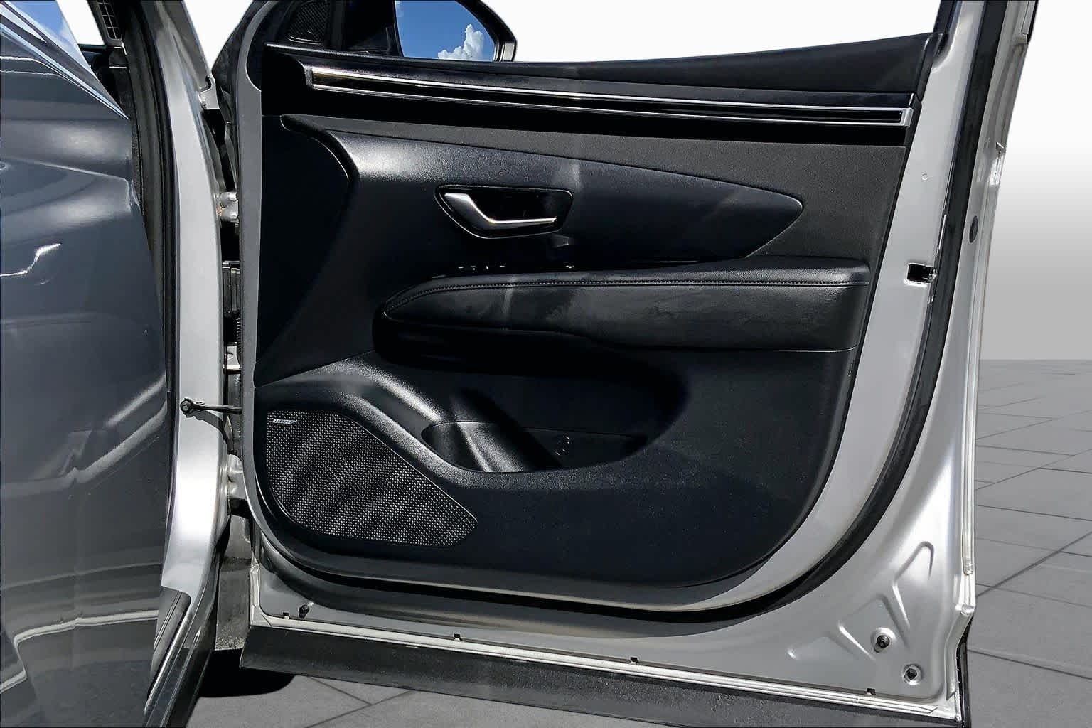 2022 Hyundai Tucson Limited Shimmering Silver at Group 1 Toyota Southwest