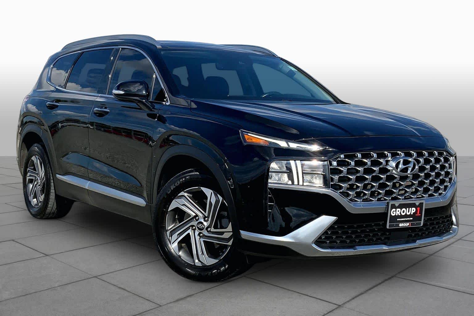 2021 Hyundai Santa Fe photo 3 of 36