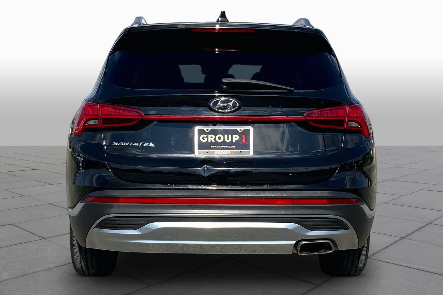 2021 Hyundai Santa Fe photo 5 of 36
