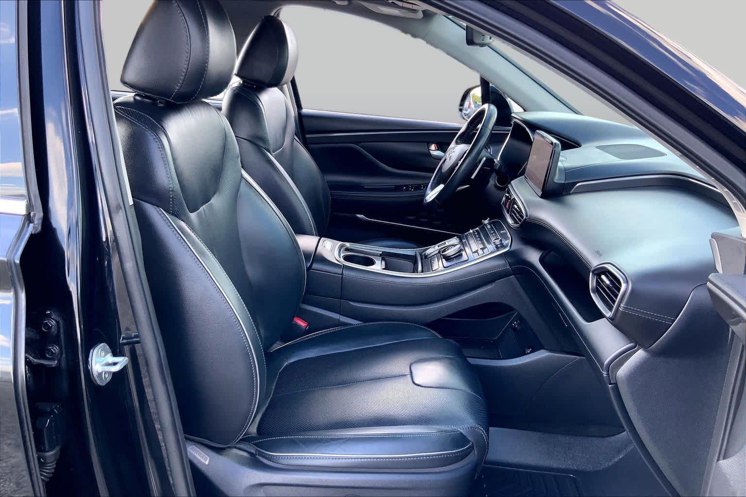 2021 Hyundai Santa Fe photo 9 of 36