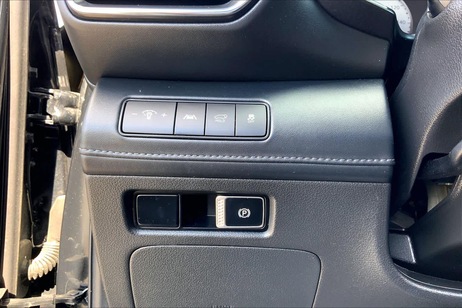 2021 Hyundai Santa Fe photo 33 of 36