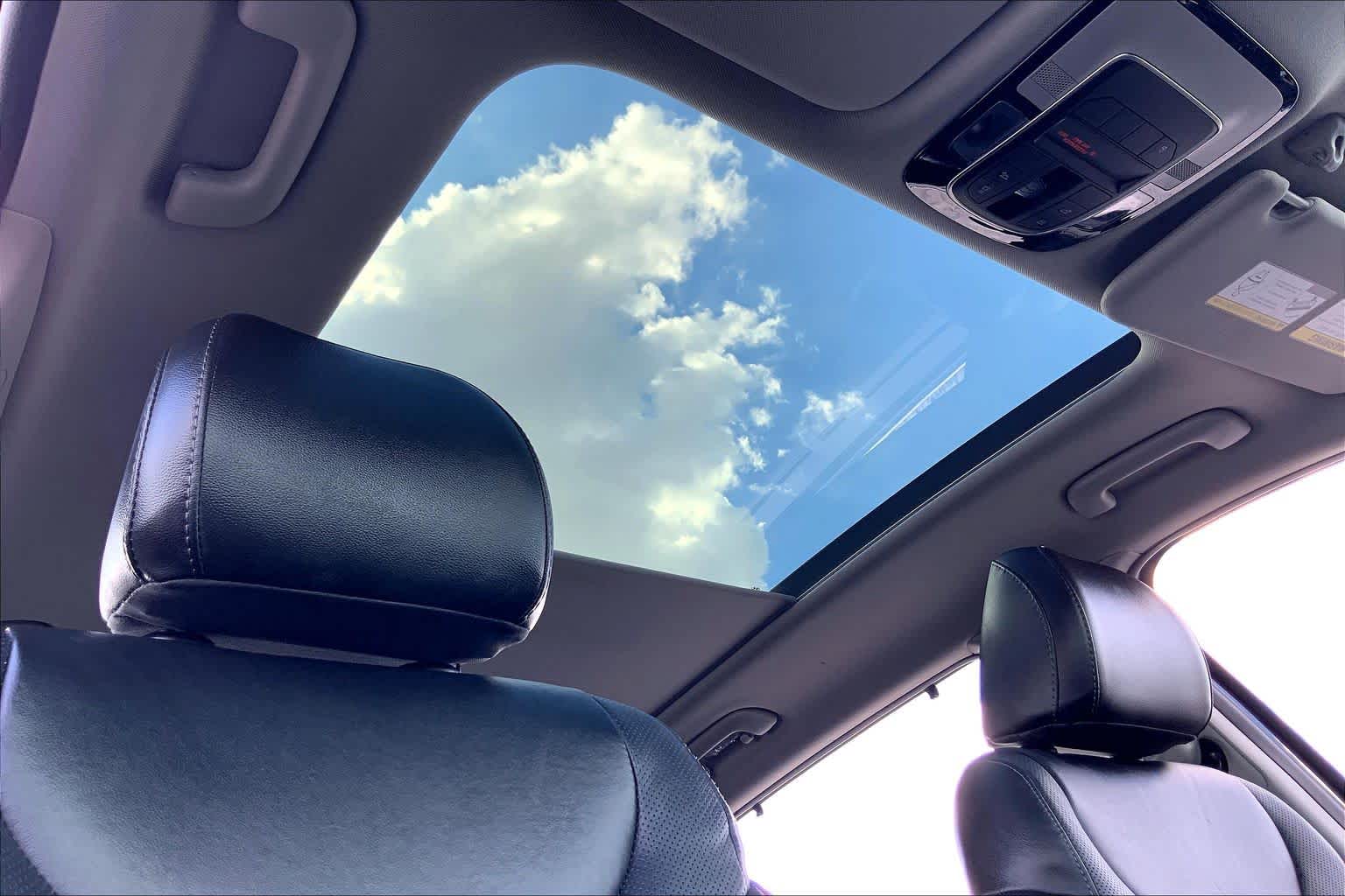 2021 Hyundai Santa Fe photo 14 of 36