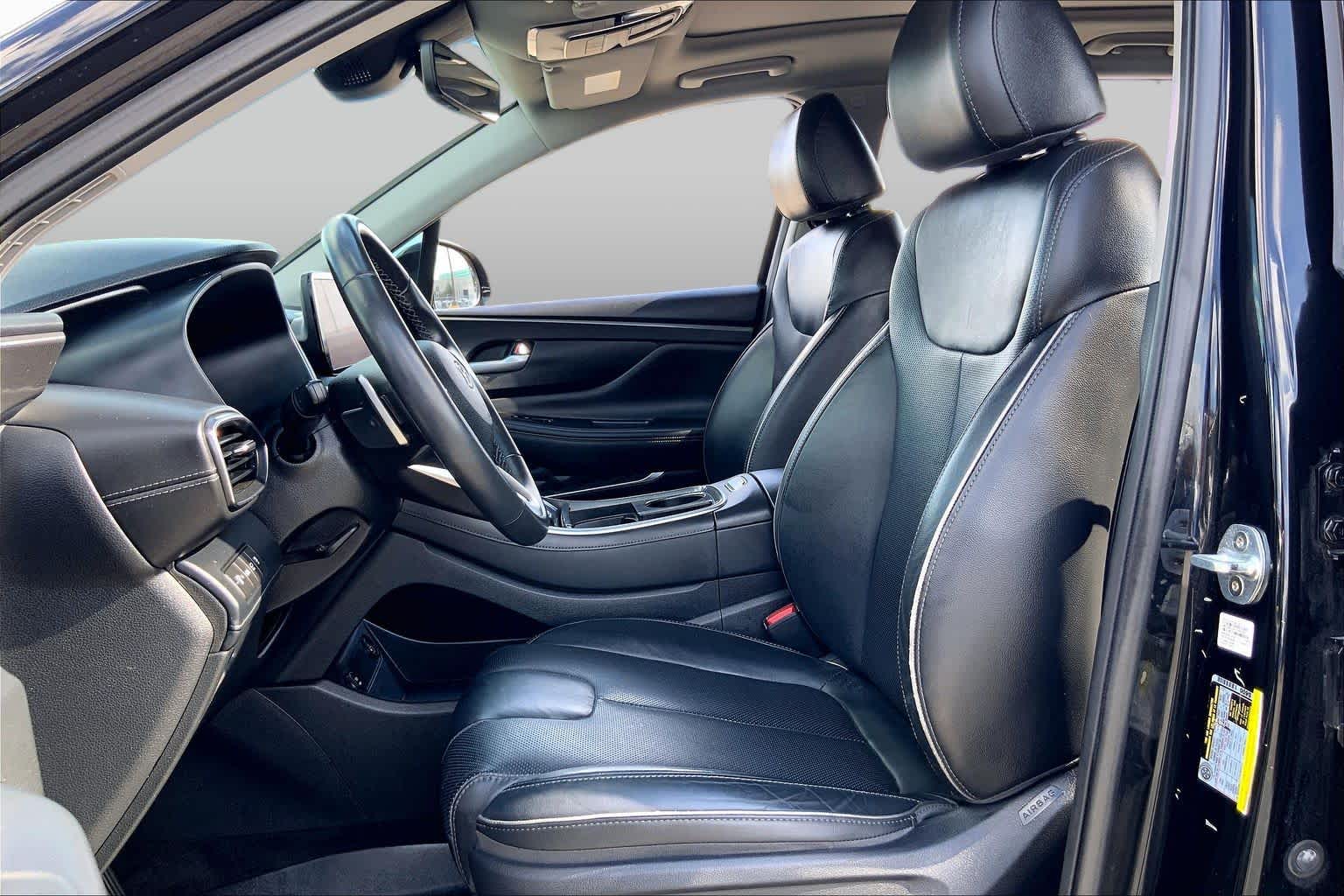 2021 Hyundai Santa Fe photo 8 of 36