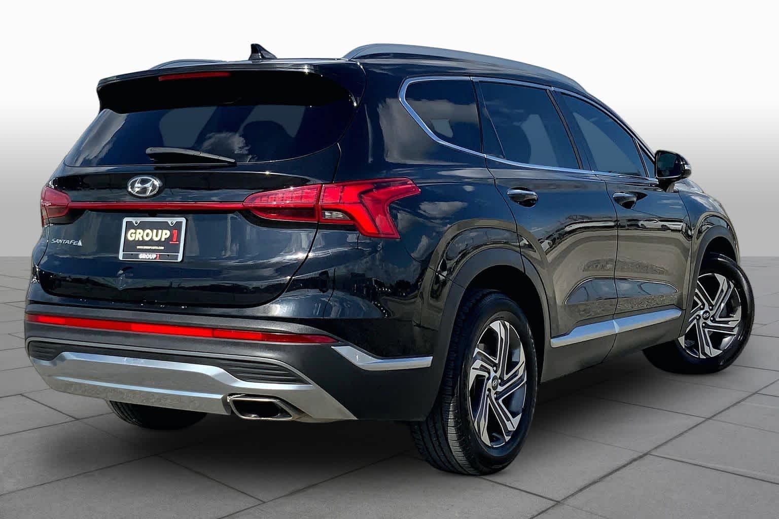 2021 Hyundai Santa Fe photo 13 of 36