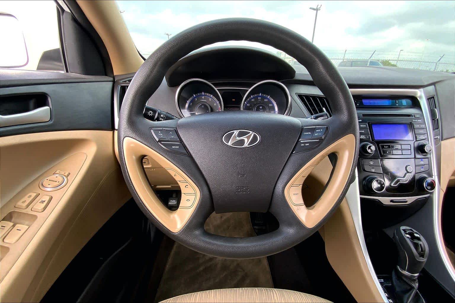 2013 Hyundai Sonata GLS Shimmering White at Honda of Clear Lake