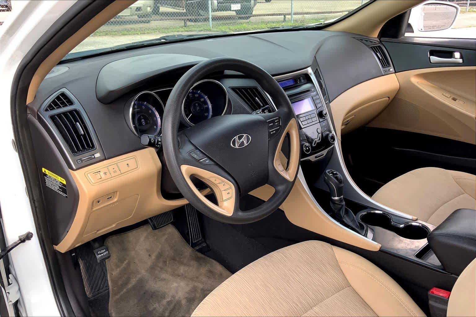 2013 Hyundai Sonata GLS Shimmering White at Honda of Clear Lake