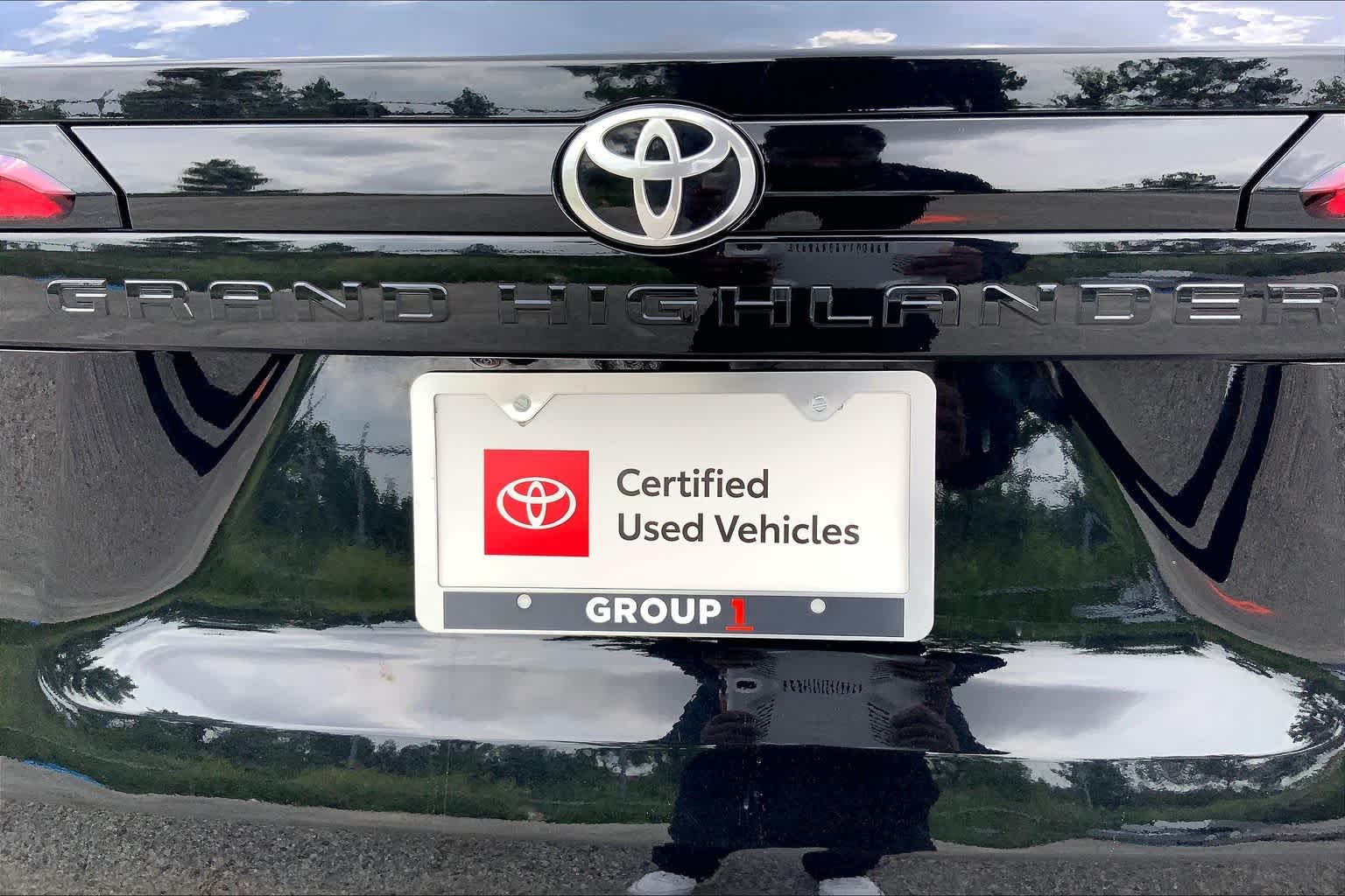 2025 Toyota Grand Highlander XLE Midnight Black Metallic at Group 1 Toyota Southwest