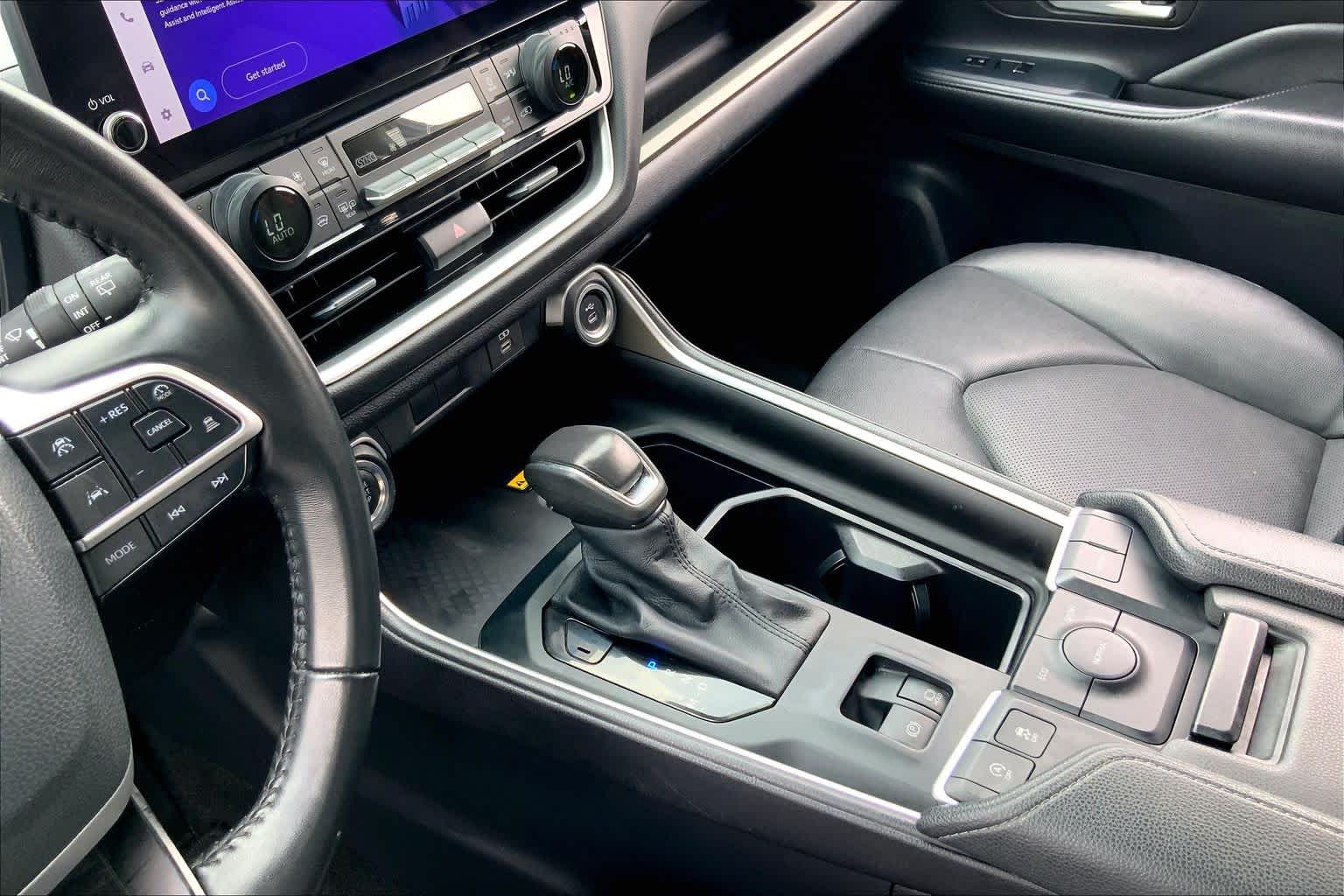 2025 Toyota Grand Highlander XLE Midnight Black Metallic at Group 1 Toyota Southwest