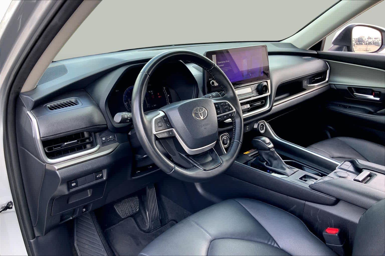 2025 Toyota Grand Highlander XLE Celestial Silver Metallic at Group 1 Toyota Southwest
