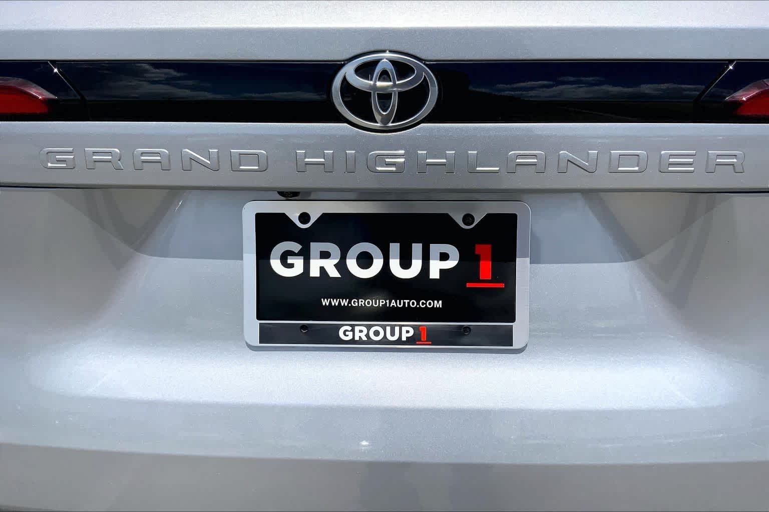 2025 Toyota Grand Highlander XLE Celestial Silver Metallic at Group 1 Toyota Southwest