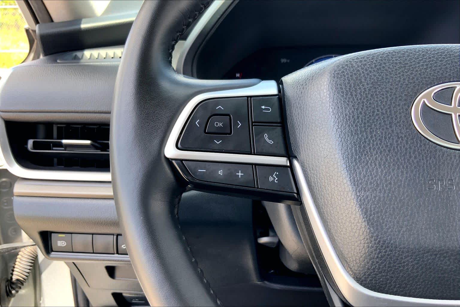2025 Toyota Grand Highlander XLE Celestial Silver Metallic at Group 1 Toyota Southwest