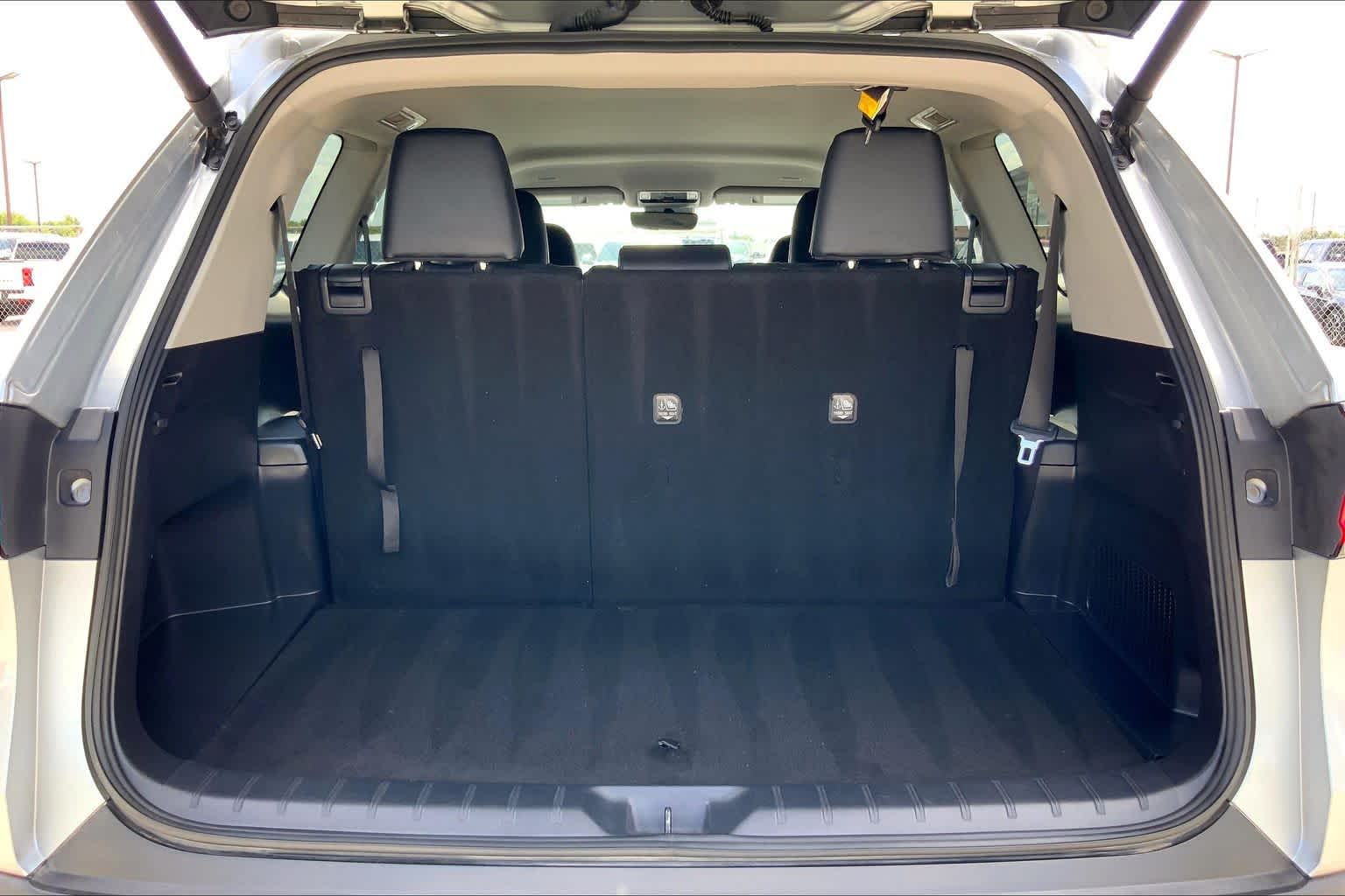 2025 Toyota Grand Highlander XLE Celestial Silver Metallic at Group 1 Toyota Southwest