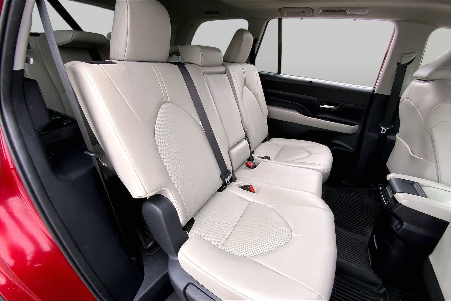 2024 Toyota Grand Highlander XLE Ruby Flare Pearl at Mac Haik Ford