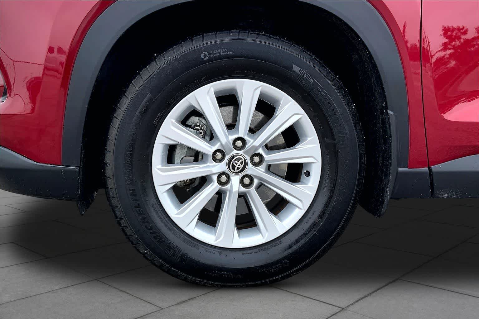 2024 Toyota Grand Highlander XLE Ruby Flare Pearl at Mac Haik Ford